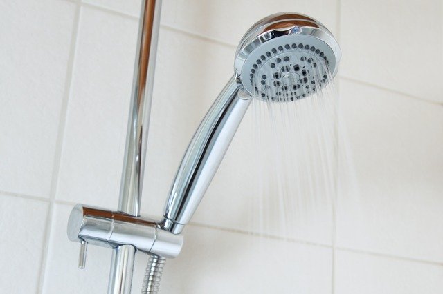 No te bañes con agua muy caliente