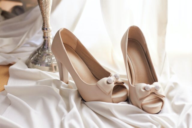 zapatos negro nude